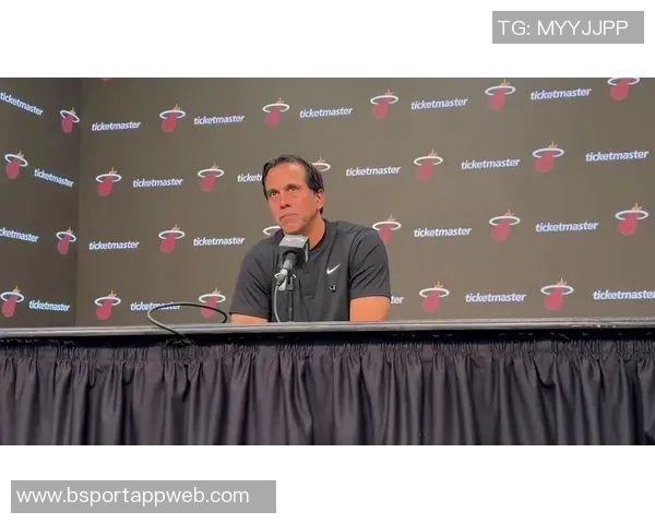 斯波盛赞哈克斯表现出色自信满满显著提升球队第二阵容实力 斯波盛赞哈克斯表现出色自信满满显著提升球队第二阵容实力