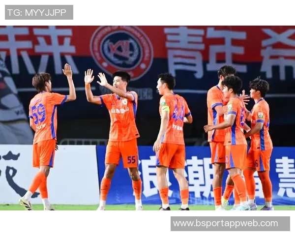 山东泰山B队彭啸荣膺本赛季中乙联赛最佳青年球员称号