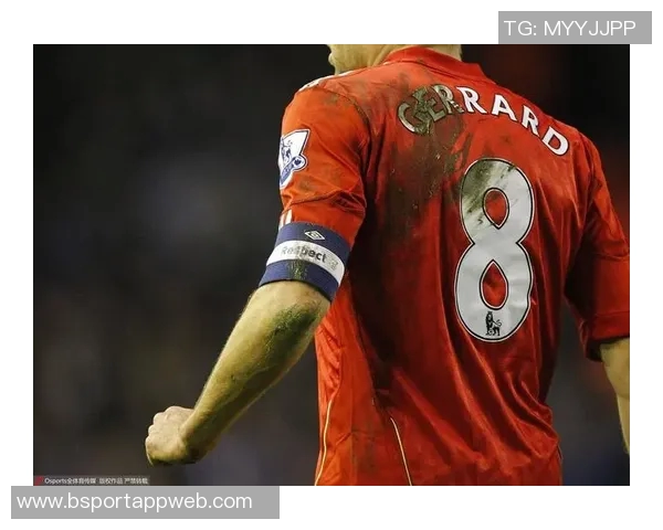 杰拉德领衔传奇对决利物浦4-2战胜曼联萨哈双响难挽败局