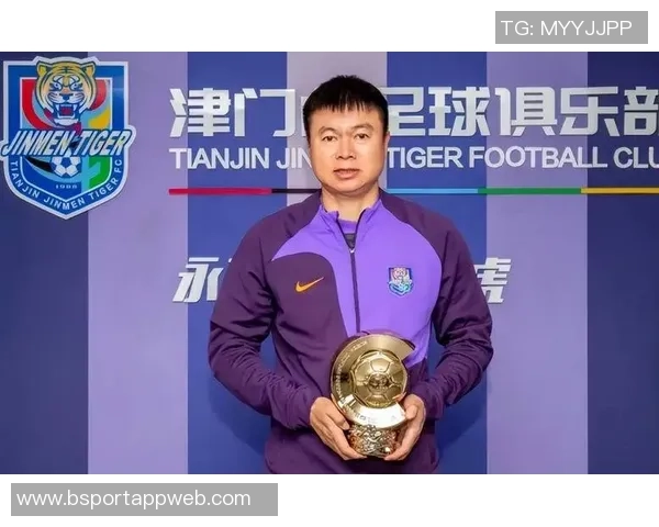 85后少帅崛起中超中甲新帅纷纷上任引发关注与期待