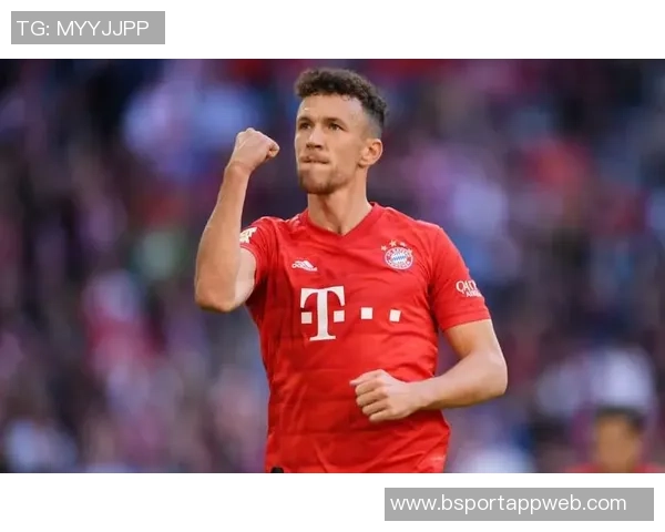 佩里西奇状态回暖本赛季已贡献2球8助助球队迎战利物浦首开记录