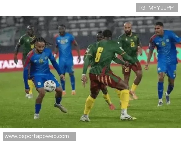 喀麦隆与摩洛哥对决在即马兹拉维姆伯莫迎回一员大将